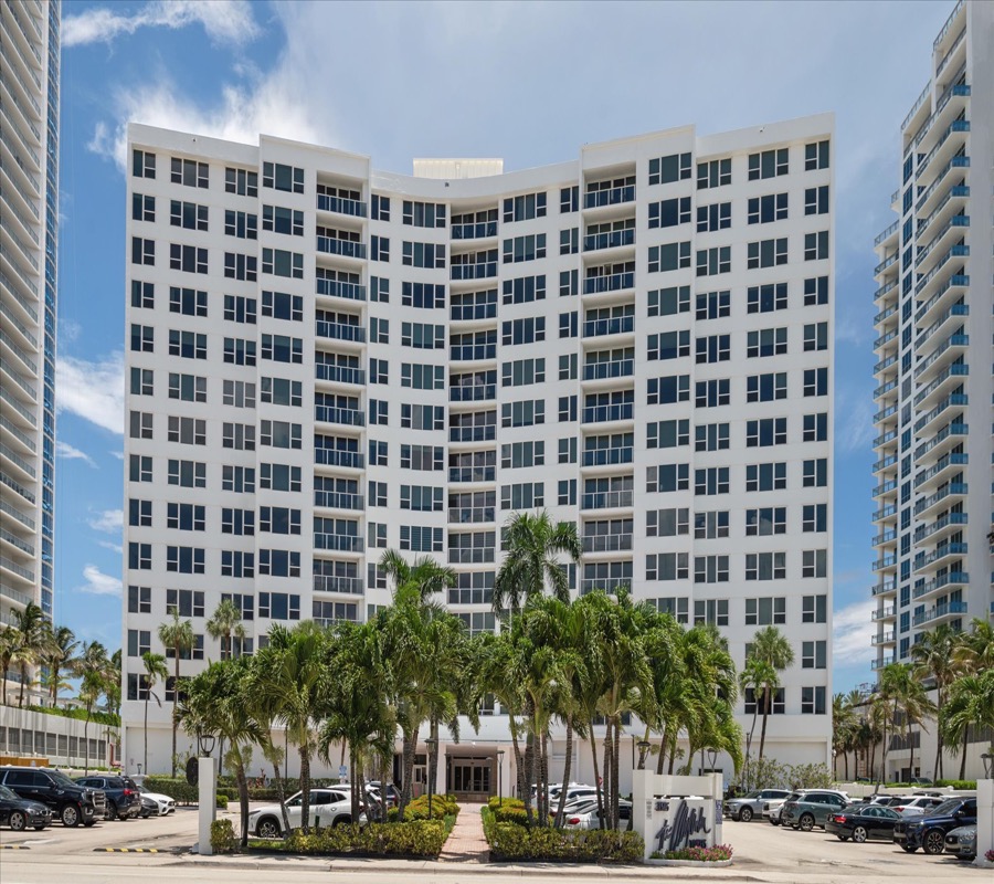 Alexander Towers